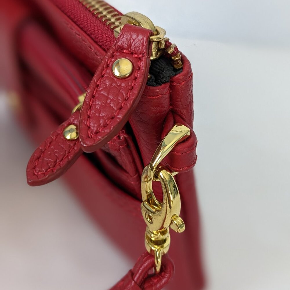 LODIS Red Pebbled Leather Wristlet Wallet Credit Card Stacker Gold Hardware 5x8 - Picture 14 of 16